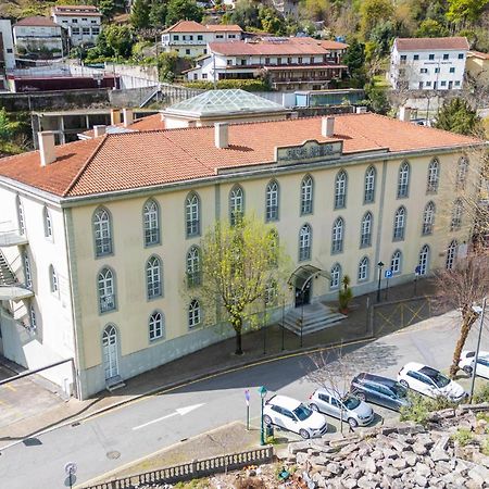 Hotel Apartamentos Geres Ribeiro Buitenkant foto