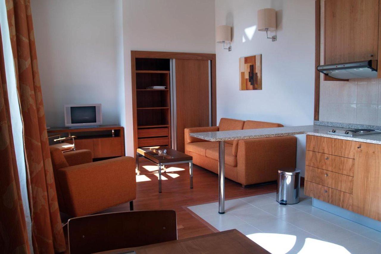 Hotel Apartamentos Geres Ribeiro Buitenkant foto