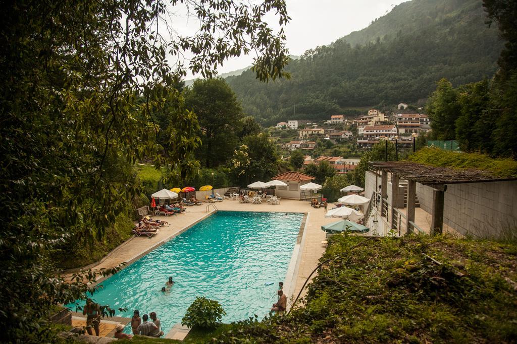 Hotel Apartamentos Geres Ribeiro Buitenkant foto