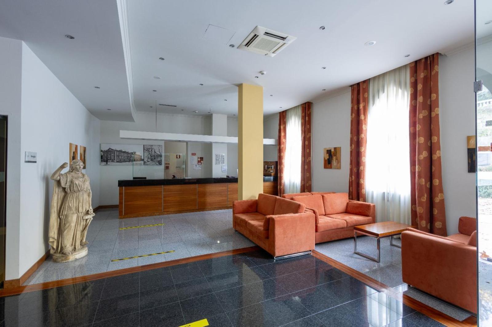 Hotel Apartamentos Geres Ribeiro Buitenkant foto