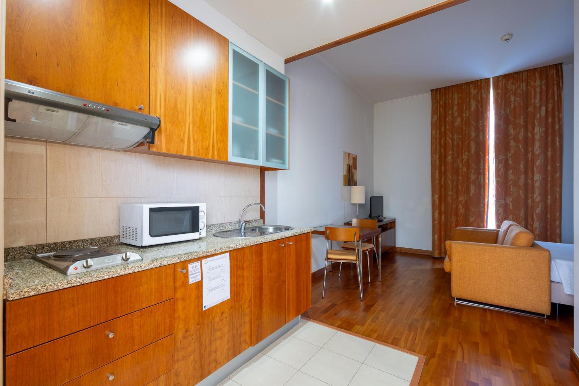 Hotel Apartamentos Geres Ribeiro Buitenkant foto