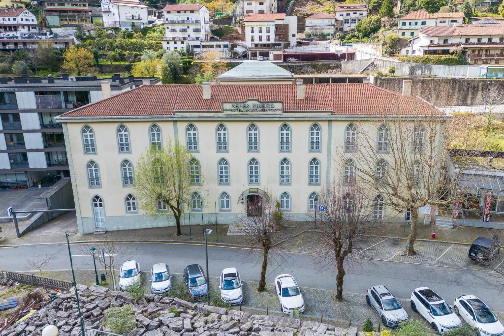 Hotel Apartamentos Geres Ribeiro Buitenkant foto