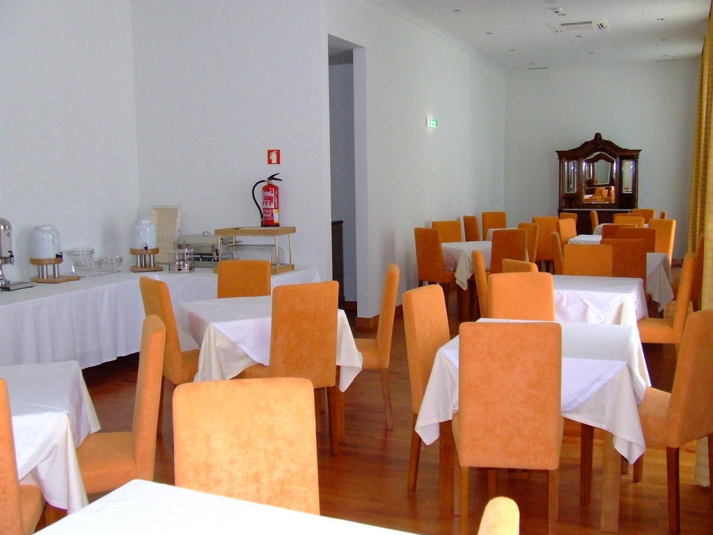 Hotel Apartamentos Geres Ribeiro Buitenkant foto