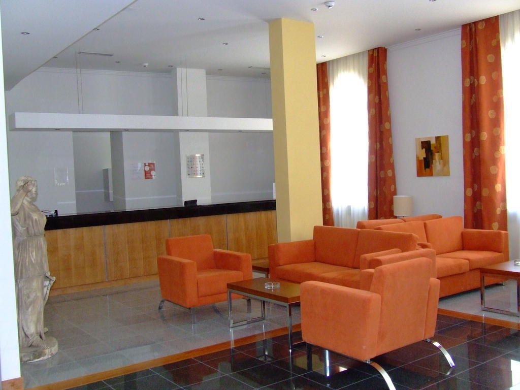 Hotel Apartamentos Geres Ribeiro Buitenkant foto