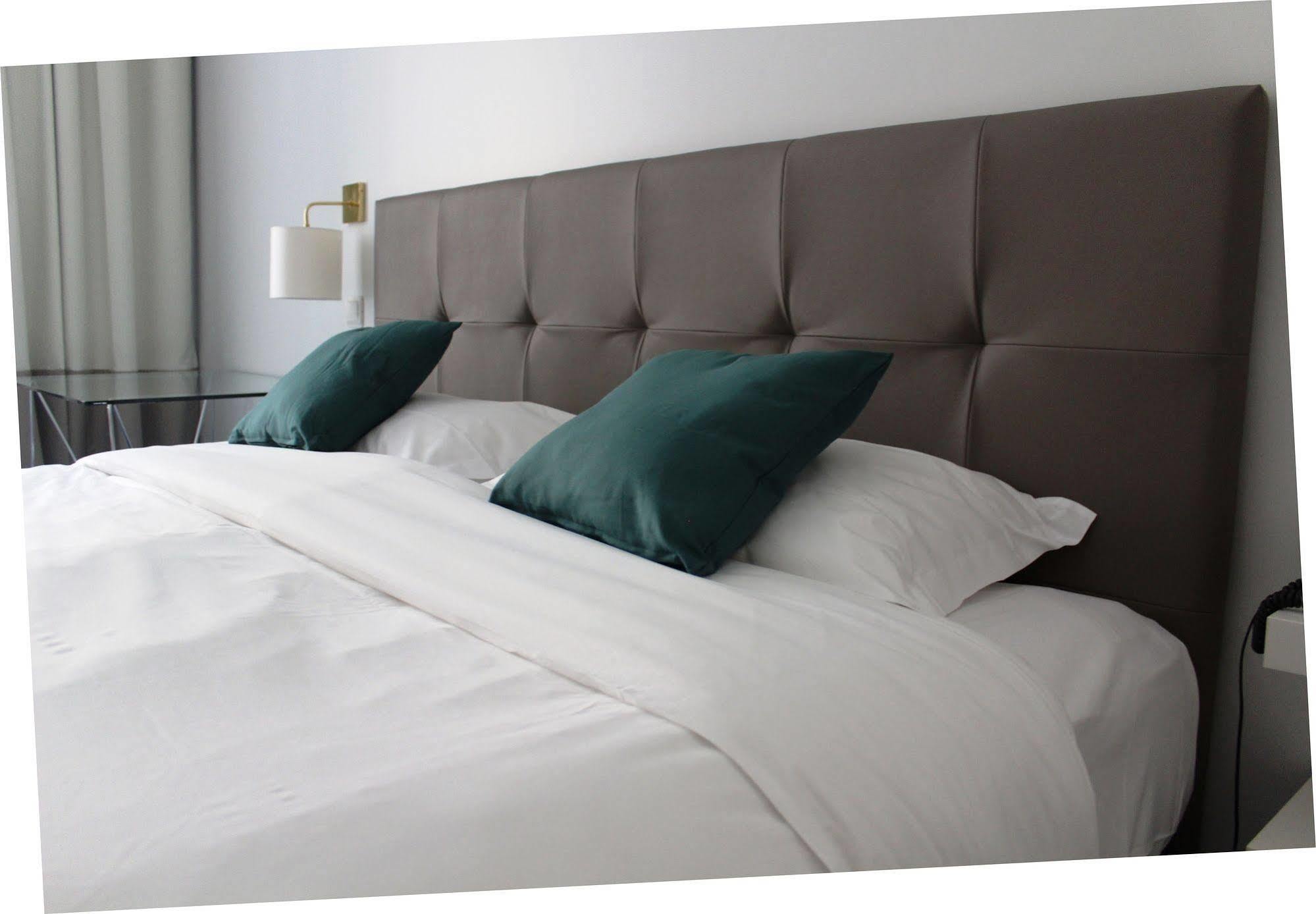 Hotel Apartamentos Geres Ribeiro Buitenkant foto