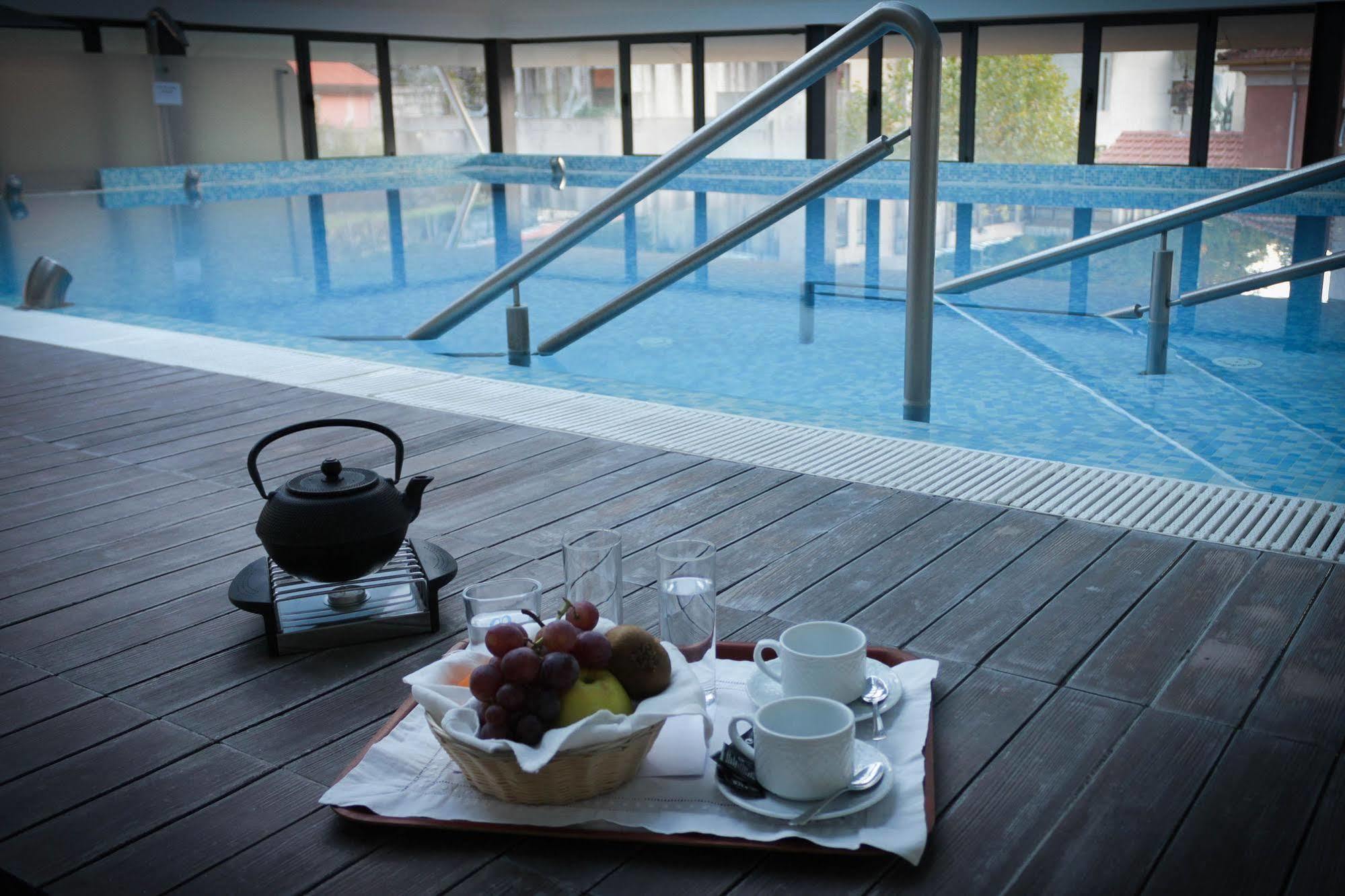 Hotel Apartamentos Geres Ribeiro Buitenkant foto